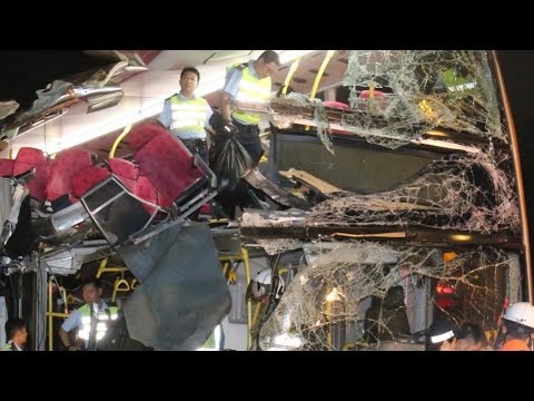 九巴6C九龍城碼頭撞車一刻