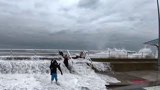 Danger remains at Jersey Shore towns after Hurricane Erin moves out