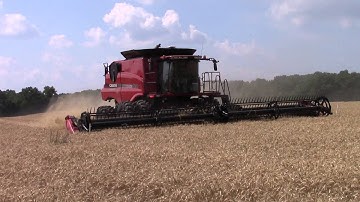 Case IH 8230 Axial-Flow Combine
