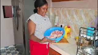 My love for chicken soup .Comfort in a Bowl: The Best Chicken Soup Recipe😋