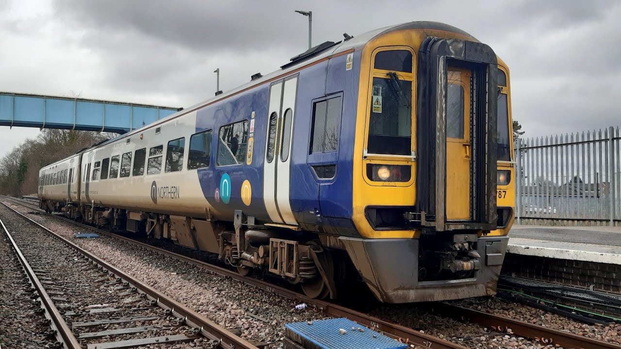 ( Brigg Wednesdays Episode 40 ) Northern trains ( 150273 & 158787 ) at Brigg Station, Feb 2026 🇬🇧🚄