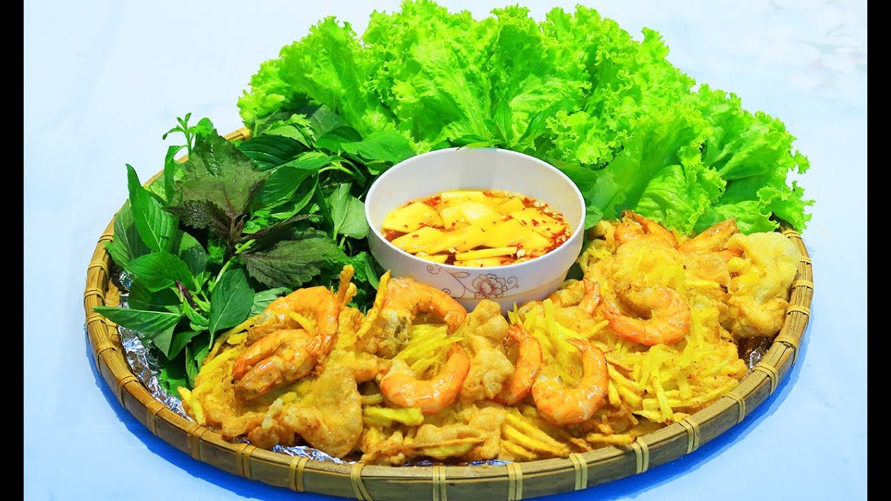 cách làm bánh tôm hồ tây ngon New 2022 Cách làm bánh tôm Hồ Tây cực ngon giòn rụm / Bếp Xanh