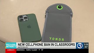 School districts around the state working to regain students attention with Yondr pouches for pho...