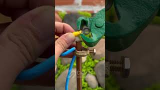 The secret to securing grounding wires without loose  #ElectricianTips #WorkshopHack #CreativeFixes