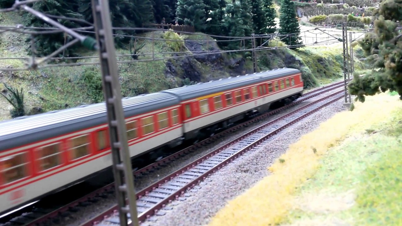 Liliput L133151 DB 614 auf der Clubanlage des ECGL (mit Musik)