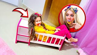 JULLY ENCONTROU A LAYRA DENTRO DO BERÇO!! (Ela virou um bebê)