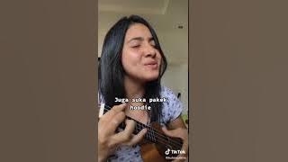 iam.moon-bulan-sutena-covver-rambut.hitam.rapi.menawan.hati-story.wa