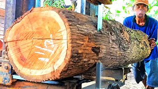 Sawing the teak wood trunk which is good into boards 1.2cm thick || wood sawmill Factory