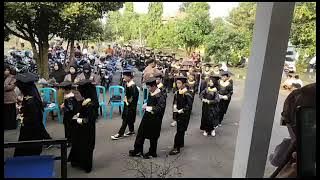 Gending Jawa mengiringi langkah2 wisudawan wisudawati MI IP CANGKID PURWOREJO
