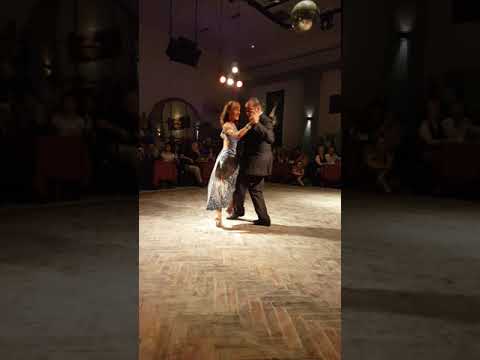 Milonga, Pancho Martinez Pey, Lorena Ermocida, Salon Canning 2019 Parakultural, tango Buenos Aires.