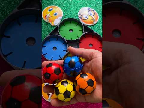 شو عم تعمل يا أموور كوراتي متكوره ومتدوره مصفره ومزرقه