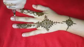 نقش حناء للعيد خفيف وانيق للبنات  . henna designs