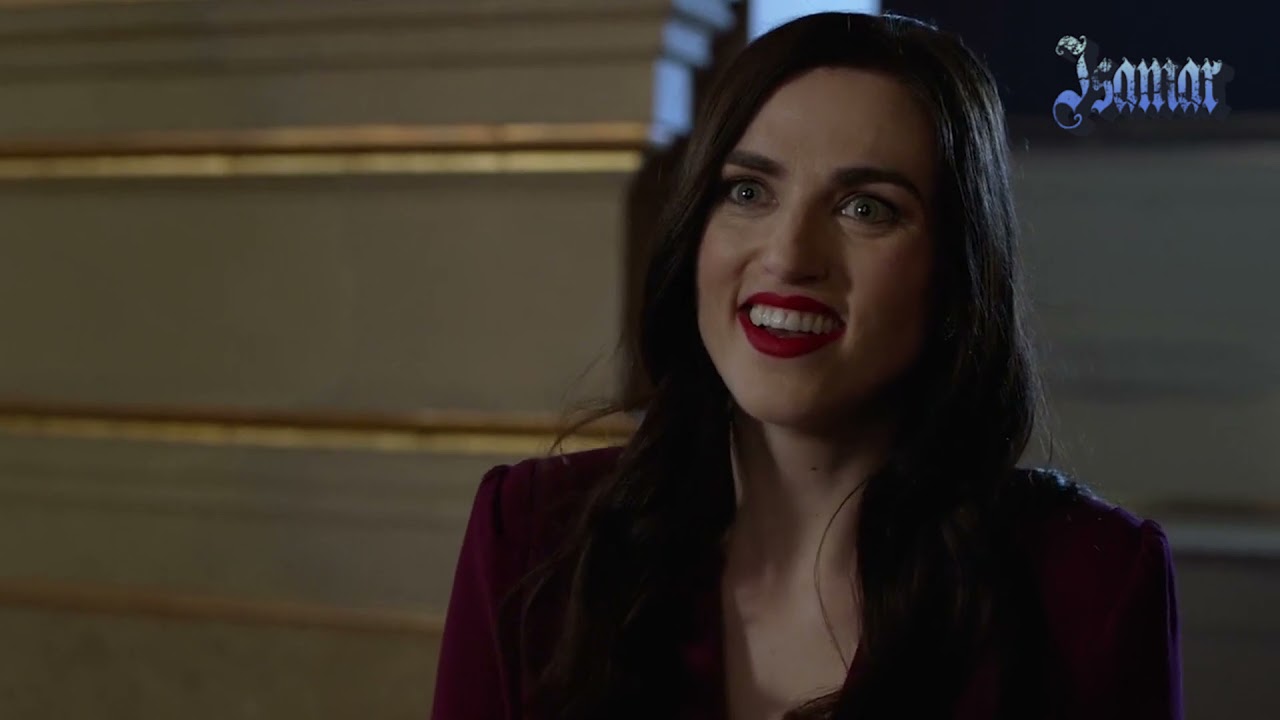 Supergirl Supercorp - Heroe Enrique Iglesias