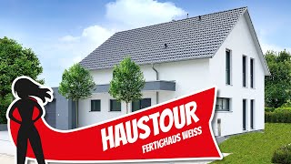 Haustour: Musterhaus Life mit PhotovoltaikAnlage und Speicher von Fertighaus Weiss | Hausbau Helden