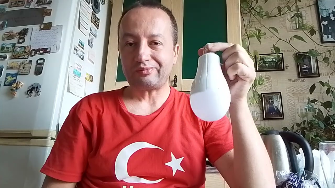 Аккумуляторная лампа под обычный цоколь. EMERGENCY BULB