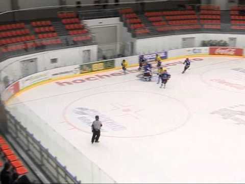Part 4 | Corona Brasov Fenestela 68 - Dunarea Galati - Liga Nationala 05.10.10 hockey fights