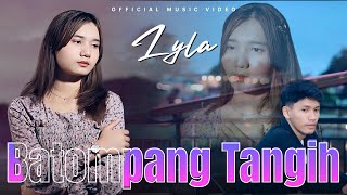 Layla - Batompang Tangih | Lagu Minang Terbaru 2025 Paling Menyentuh & Viral