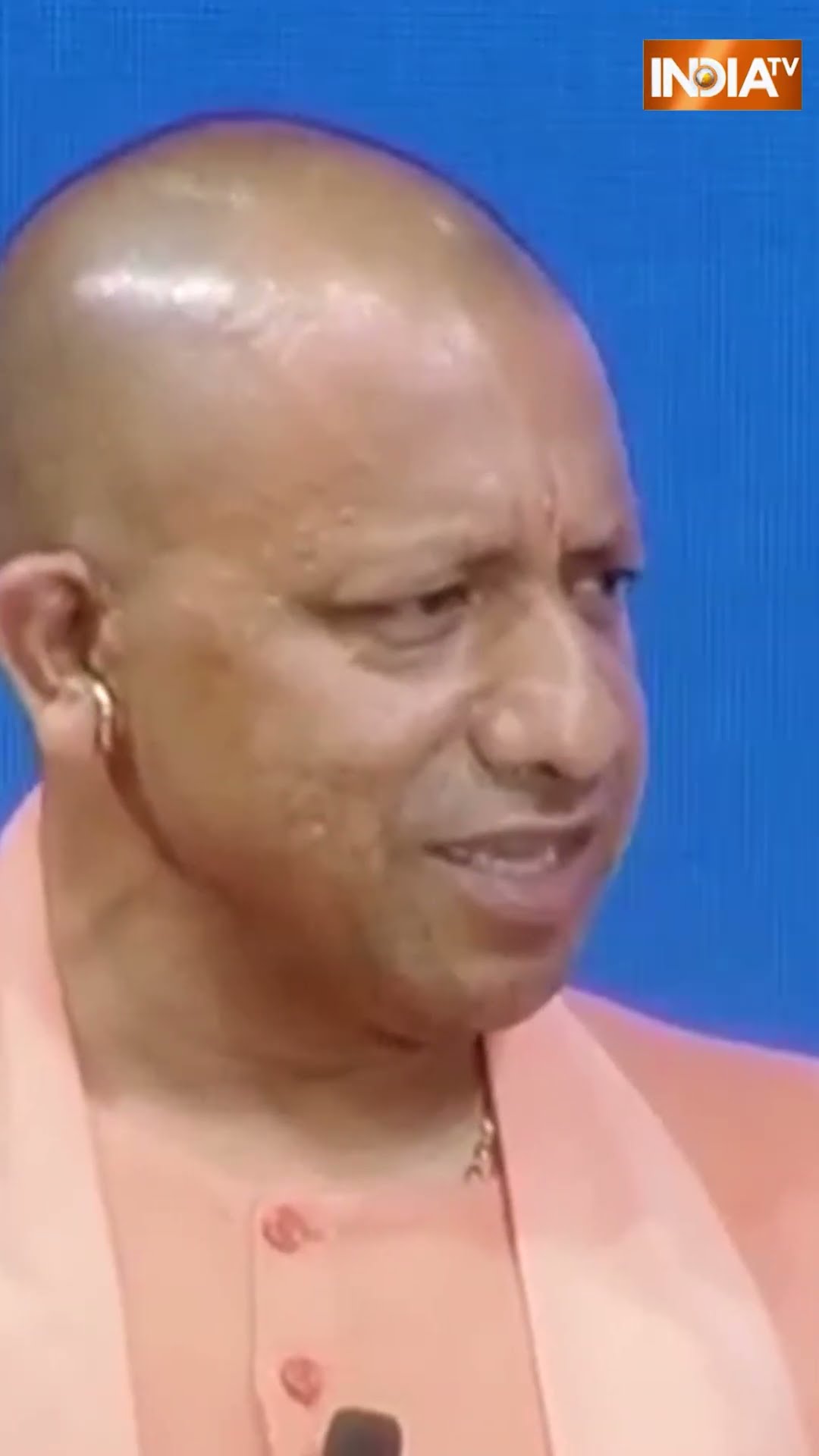 पिछली सरकार कब्रिस्तानों में खर्च  करती थी हम तीर्थ स्थानों पर खर्च करते है- #cmyogi #samajwadiparty