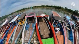NAIK PERAHU DI OBJEK WISATA WADUK JANGARI CIANJUR JAWA BARAT