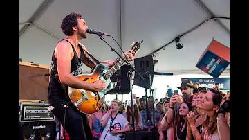 SPIN Sessions: Shakey Graves — “Roll the Bones/Built to Roam”  (Live At Voodoo Experience 2016)