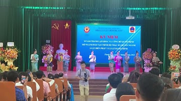 Sinh viên Lào (Đại học Hồng Đức) đã xinh còn múa cực đẹp.