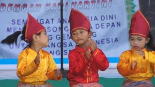 memukau tari dindin badindin anak kecil