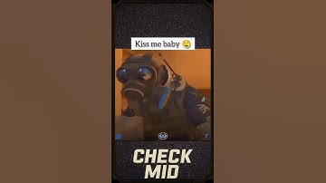 Kiss me baby #cs2 #csgo #memes #counterstrikefacts #counterstrike2