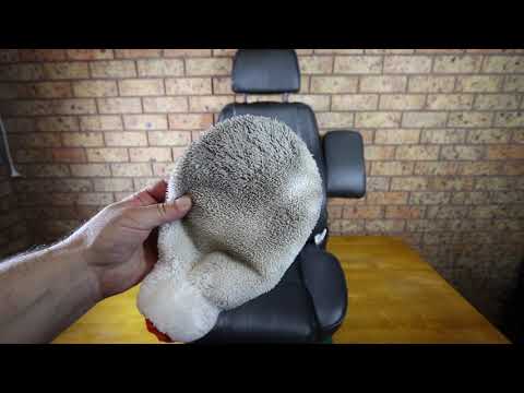 Interior Cleaning Tool: CARPRO Inner Scrub Glove