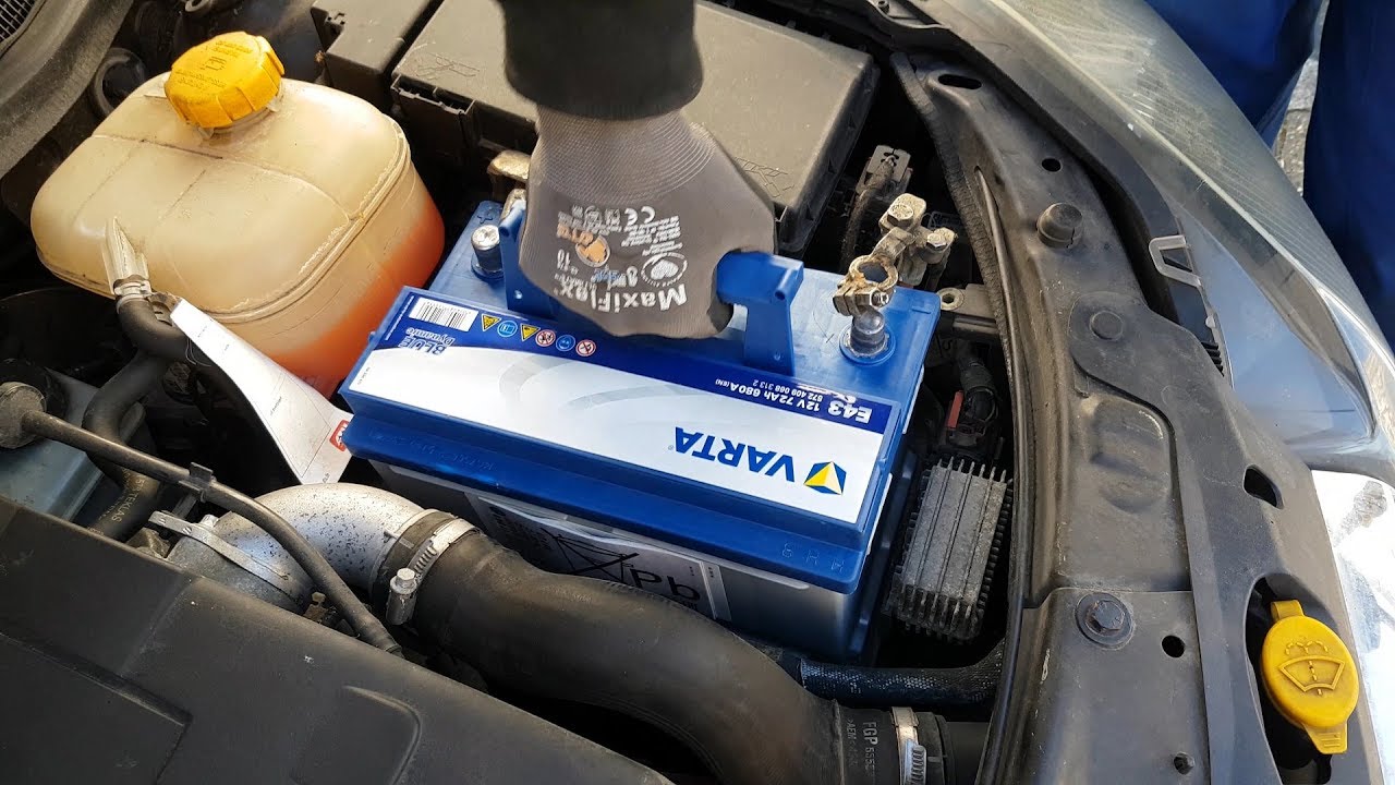 Opel Astra H Neue Starterbatterie Einbauen Varta E43 Blue Dynamic 572 72ah Youtube