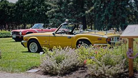 Rotary Gardens Car Show - British Boots and Bonnets Club