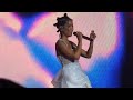 Capture de la vidéo Jhene Aiko Gets California Love From Day 1 Fans Singing Word 4 Word @ R&B In The Bay Festival 2023