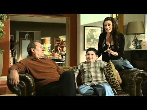 Modern Family Season 1 Gag Reel/Bloopers