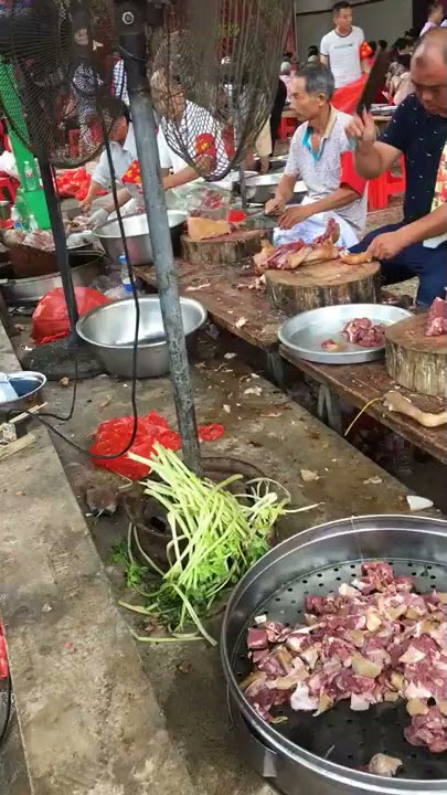 Yulin Dog Meat Festival in China😱😱😱😱