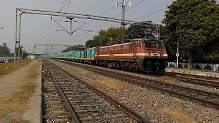 India's beautiful train!! Humsafar Exp. 22706 Jammu Tawi To Tirupati