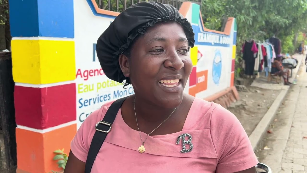  YON FI KAP FÈ TAXI MOTO KANPEREN