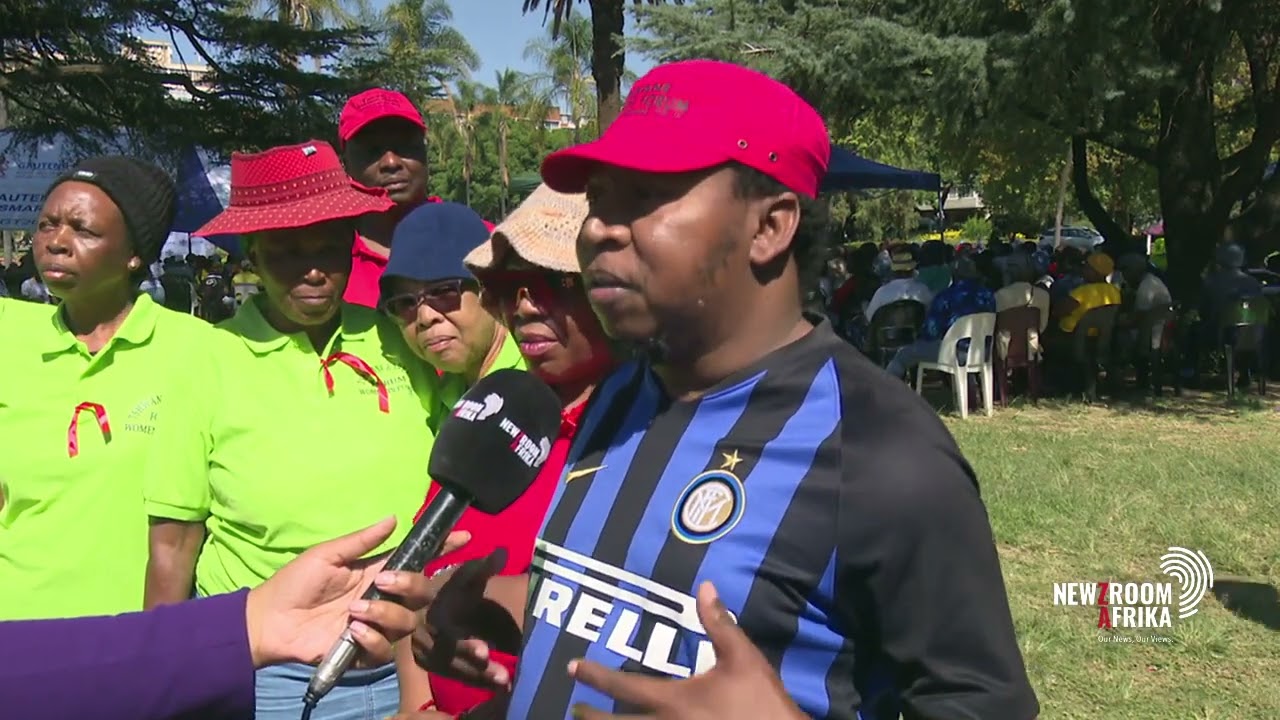 Informal traders are calling on government to better manage the sector