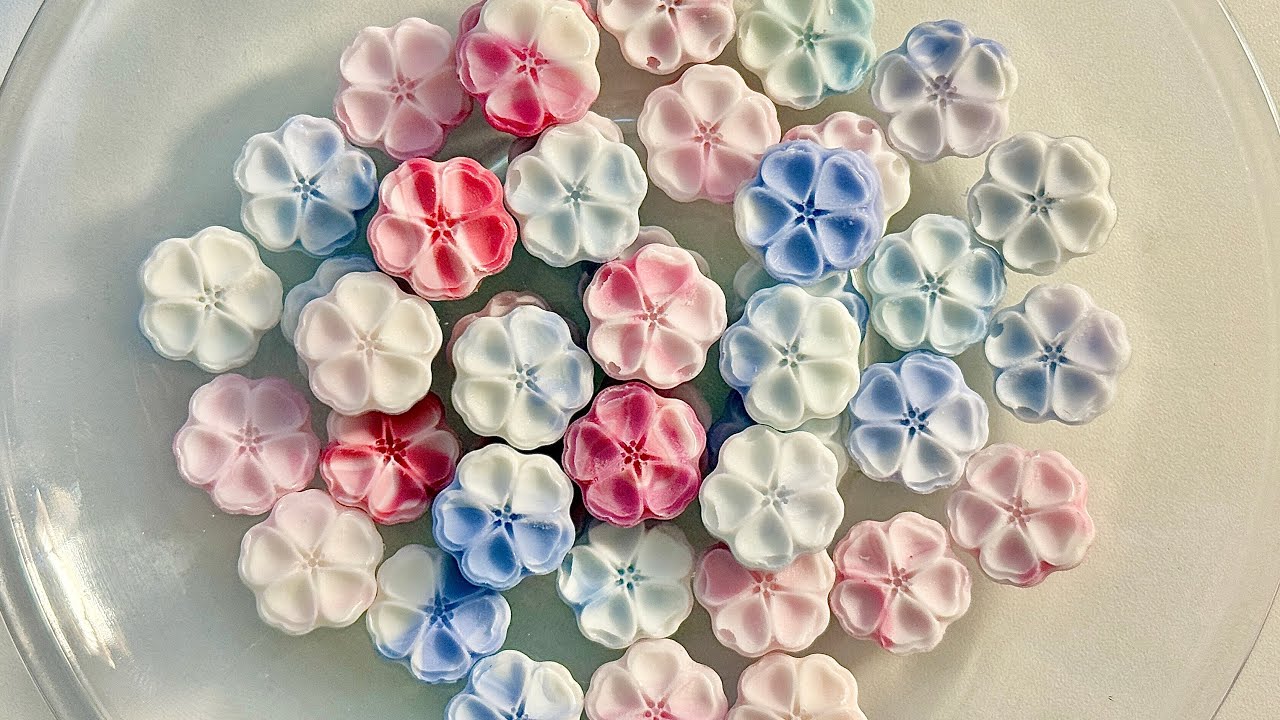 Изучаем новые виды сургуча: 4-слойные, с блестками и жевательные!