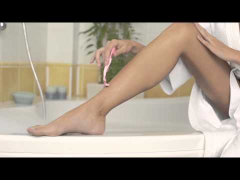 Video: Hur man rakar benen för första gången (med bilder)