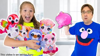 amelia and avelina visit the pet shop and adopt a toy pet