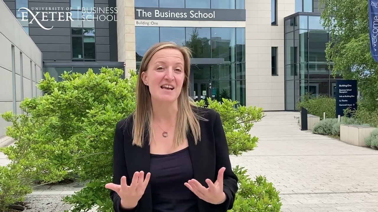 Dr Cécile Emery Poets&Quants 40 Under 40 Best MBA Professors 2022