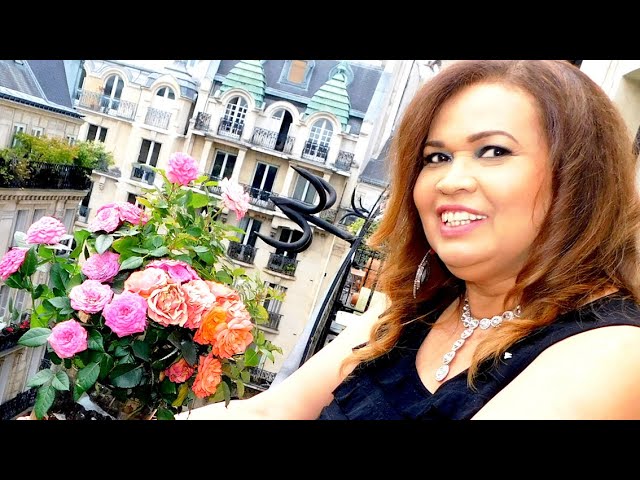 bande-annonce du clip de Rita Romain : "Paris, tu me souris". auf YouTube ansehen bande-annonce du clip de Rita Romain : "Paris, tu me souris". auf YouTube ansehen