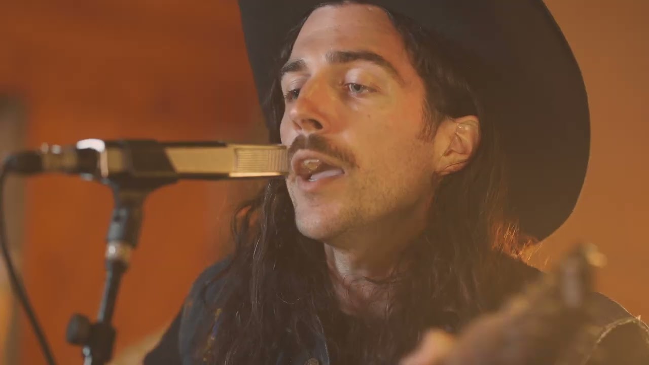 Bercy ft. Louisiana Surf Department | Rough River | Austin Artist Spotlight adlı videoyu YouTube'da izle Bercy ft. Louisiana Surf Department | Rough River | Austin Artist Spotlight adlı videoyu YouTube'da izle