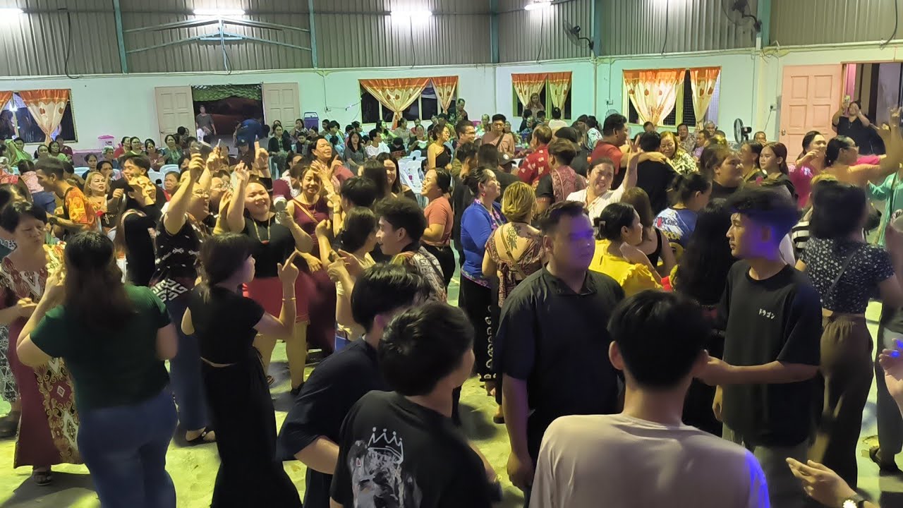 Ngiling Bidai Sampun Tebun//Begulai Gau Joyce Menti//Hami Memat