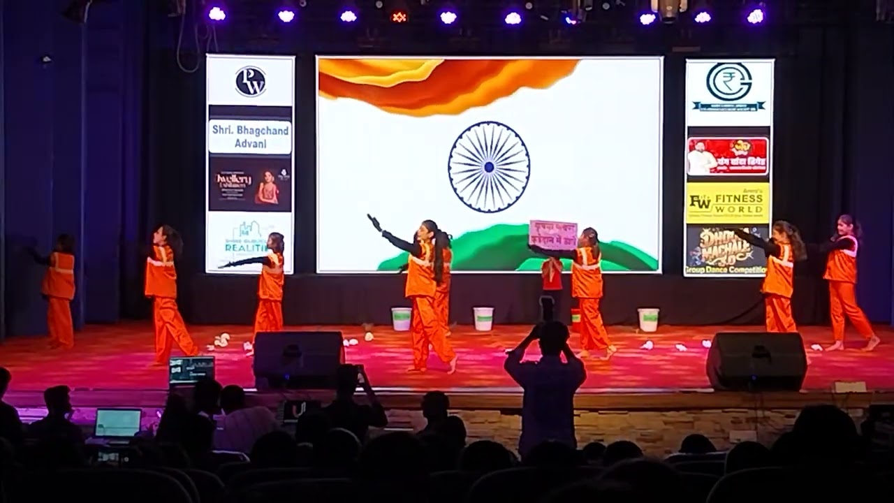 उठो देश के भाग जगाने है हमको.