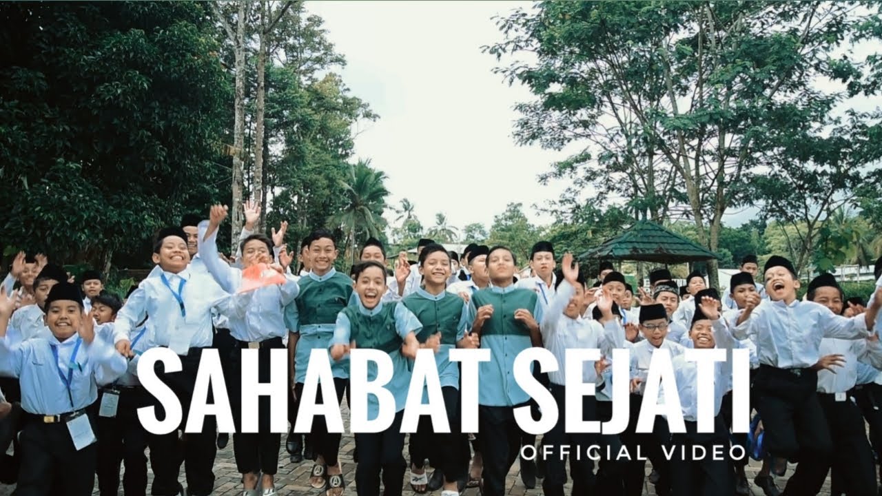 SAHABAT SEJATI || DARUNNAJAH 14 || OFFICIAL VIDEO CLIP