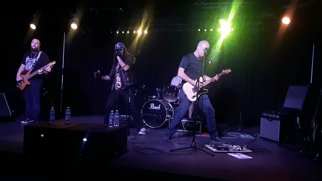 Hot Tub Metal Machine - Pour Some Sugar on Me