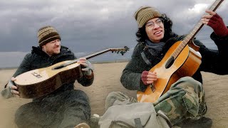 Playing Guitar with the Wind (sounds unbelievable)