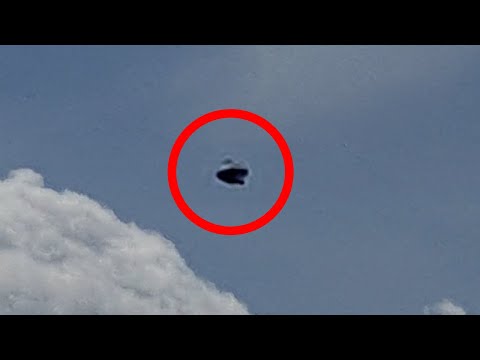 Video: En Amatørastronom Videobillede To UFO'er På Månen - Alternativ Visning