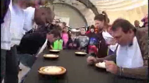Chris Stover, Suzanne Wilson Compete in Pie-eating...
