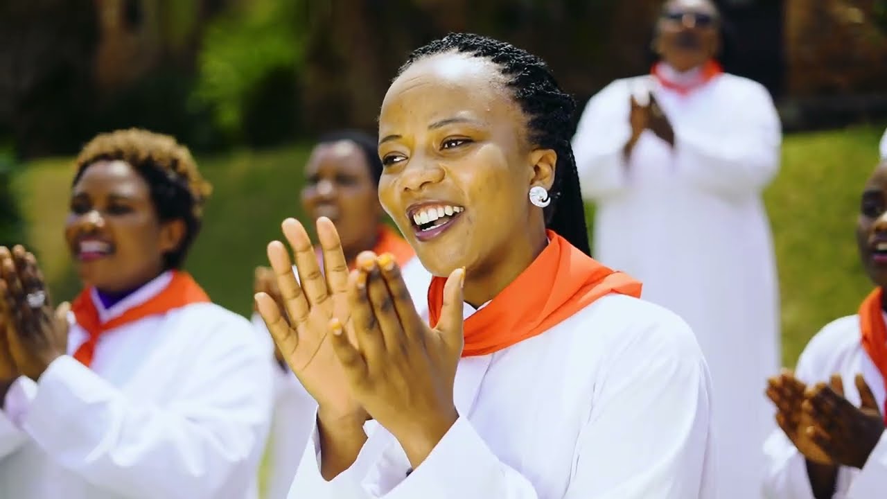 Ngwino Roho w' Imana,Roho mutagatifu by Egide S. Performed by Kristu Umwami choir Byumba.